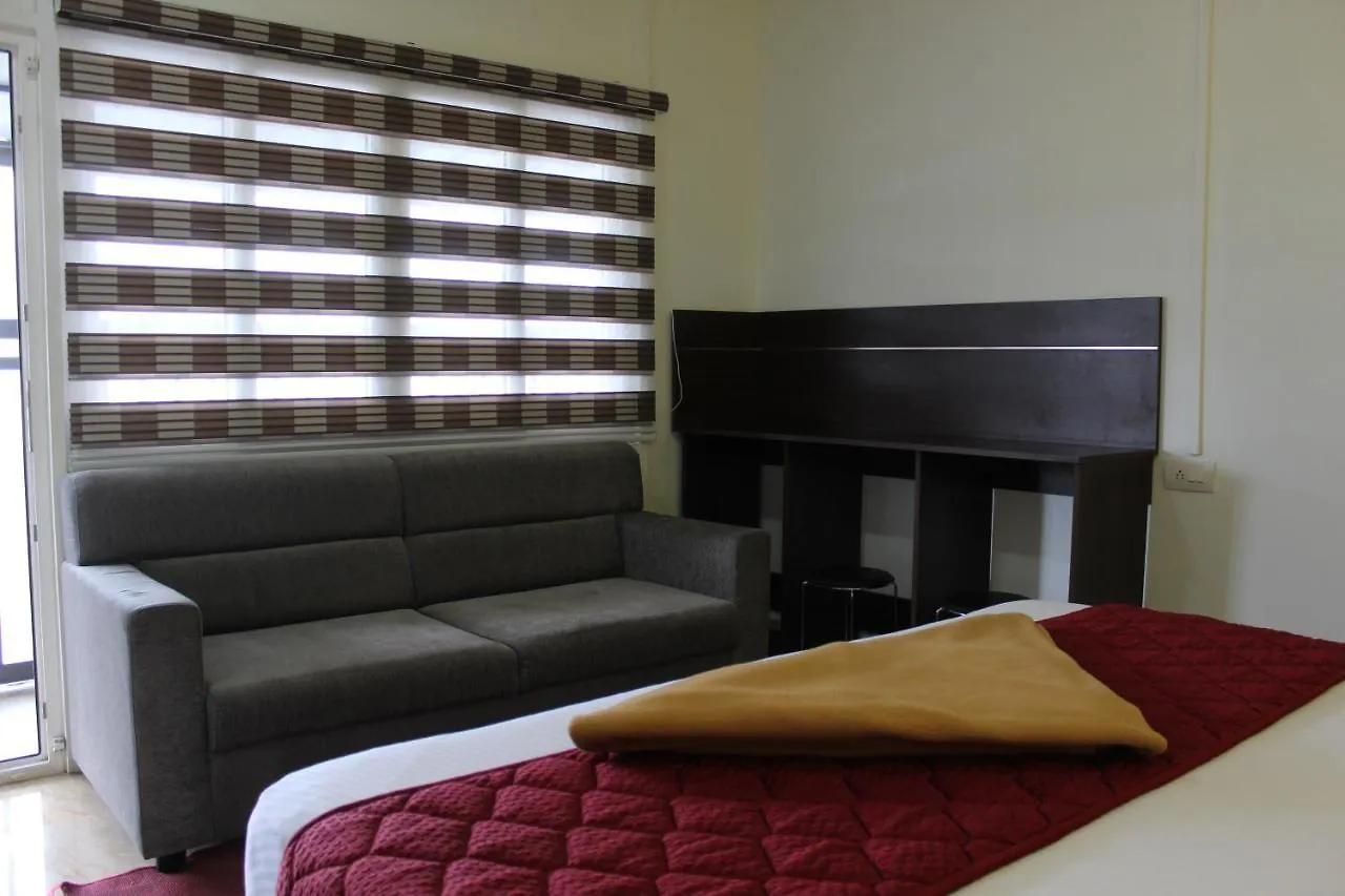 The Svarga Hotel Anachal 3*,
